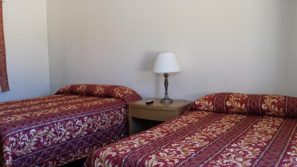 הנטינגטון פארק Lido Hotel חדר תמונה